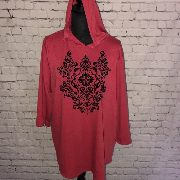 Avenue Other - New With Tags Avenue Quarter Sleeve Top